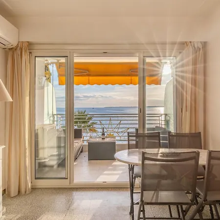 Διαμέρισμα Le Soleil Front De Centre Juan Les Pins *