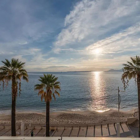 Le Soleil Front De Centre Juan Les Pins Apartmán Antibes